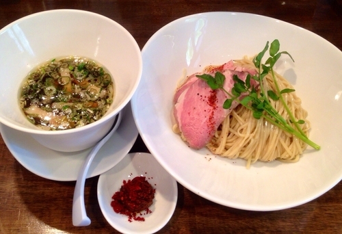 「醤油つけ麺　800円　麻辣玉50円」@創作麺工房 鳴龍の写真