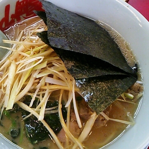 「醤油ネギラーメン」@山岡家 川島店の写真