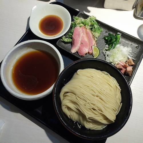 「鴨出汁淡麗細つけ麺 『カモーン1号』（中盛） ￥８００」@煮干し中華そば 一燈の写真