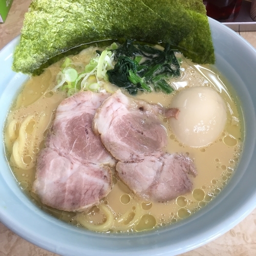 「ラーメン(並)¥650＋味付玉子¥100」@横浜寺田家ラーメン 白井店の写真