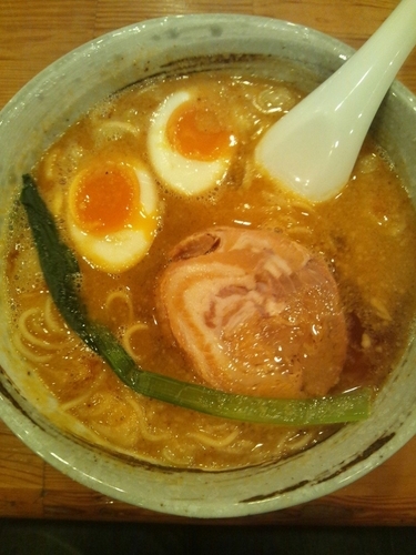 「担々麺（味玉トッピング）」@ごま麺の写真