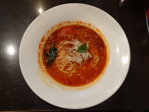 「とまとらーめん」@真っ赤ならーめん とまこ 枚方市役所前店の写真