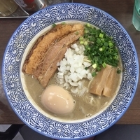 濃厚煮干しラーメン