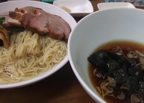 「ちゃーしゅーつけ麺　１０５０円」@らぁめん 夢の写真