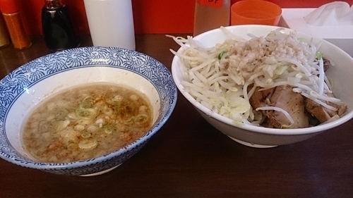 「つけ麺（300g）にんにく少し+アブラ増し」@龍麺 ふえ郎の写真