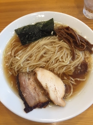 「中華そば　750円　＋大盛り（100円）」@下町中華そば すずめ食堂の写真