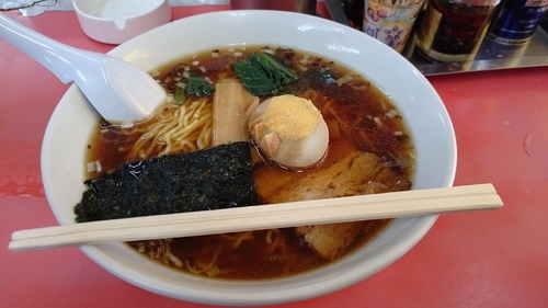 「ラーメン(626円)」@中華麺舗 虎の写真