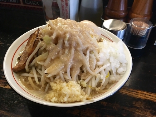 「塩ラーメン(ニンニク、アブラ) ¥780」@らーめん大 東小金井店の写真