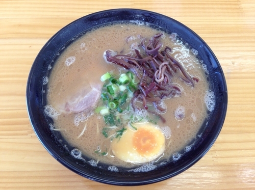 「豚骨ラーメン」@豚骨ラーメン 新井商店の写真