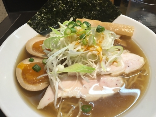 「冷製醤油750円、贅沢乗せ250円」@中華蕎麦きみのの写真
