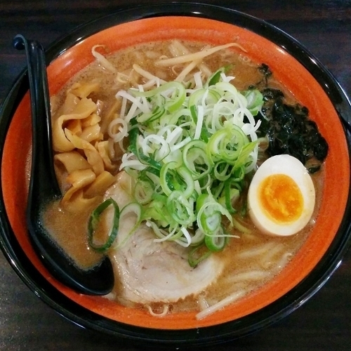 「豚そば味噌」@麺や虎鉄 白石店の写真