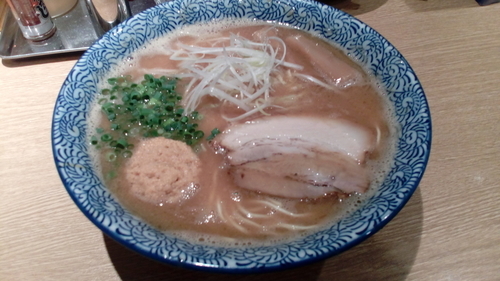 「濃厚魚介らーめん（780円）+中盛（50円）」@麺屋 一燈の写真