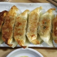 自家製焼き餃子6個300円