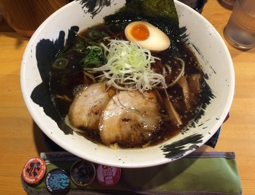 「八六ブラック」@八六麺屋の写真