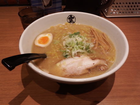 「味噌らーめん」@らーめん空 新千歳空港店の写真