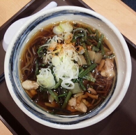 「那須どり山菜そば680円」@めんや 芽吹きの写真