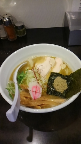 「鶏煮干そば　￥830」@鶏そば 志堂の写真