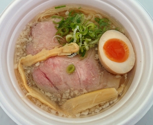 「琥珀煮干塩麺」@水戸のラーメンまつりⅡ ～炎のラーメンウィーク～の写真