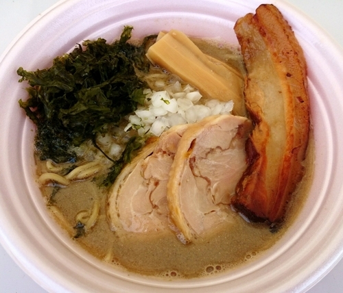 「ニボだく鶏そば（醤油）＋セレブ盛」@水戸のラーメンまつりⅡ ～炎のラーメンウィーク～の写真