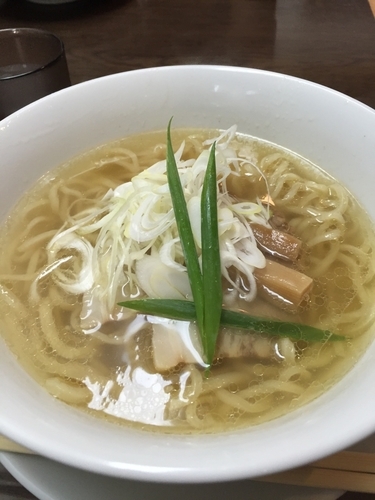 「イリコ塩麺」@手打ち麺 やす田の写真