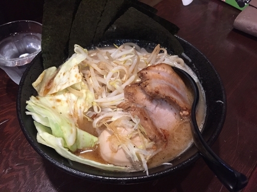 「限定 W味噌ラーメン」@めん屋 いなば 四谷店の写真