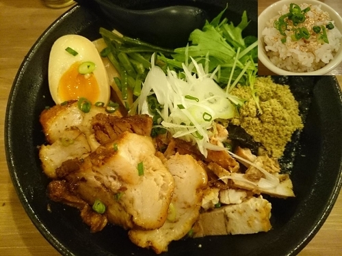 「まぜそば￥780＋ちゃーしゅう￥200＋〆のライス￥50」@38 NOODLE KITCHENの写真