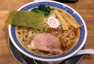 「中華そば　中盛り（590円）」@舎鈴 丸の内店の写真