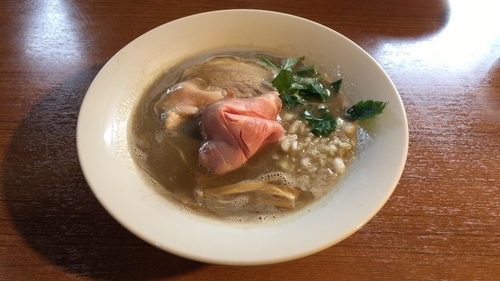 「特濃イカ煮干しそば」@寿製麺よしかわ 川越店の写真