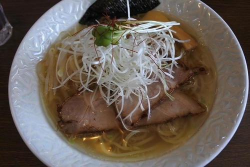 「塩ラーメン」@らー麺 塩やの写真