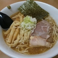 ラーメン(牛スジスープに変更)700円