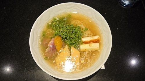 「花山椒塩らぁ麺（￥1,500）」@支那そばや 新横浜ラーメン博物館店の写真