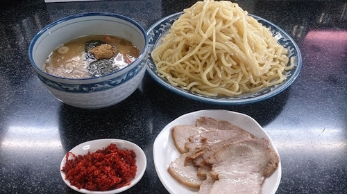「チャーシューつけ麺（中盛+大盛）+エビ辛味」@縁者の写真