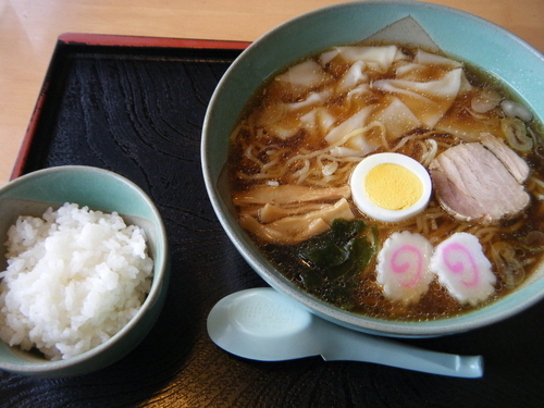 「ワンタンメン650円(ご飯サービス）」@ラーメンハウス なるほどの写真