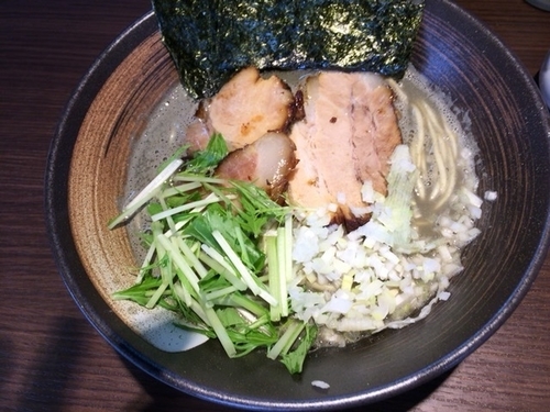 「煮干しラーメン 880円」@(肉)並商の写真