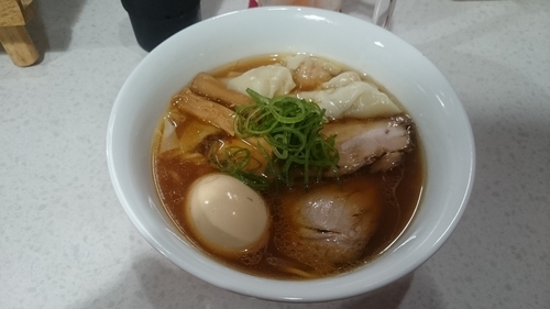 「特製醤油ラーメン(1050円)」@ラーメン星印の写真