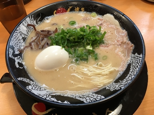 「味玉ラーメン／¥850」@博多一幸舎 池袋東口店の写真