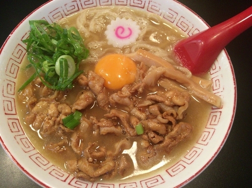 「肉玉そば」@尾張肉玉そば 豚鯱の写真