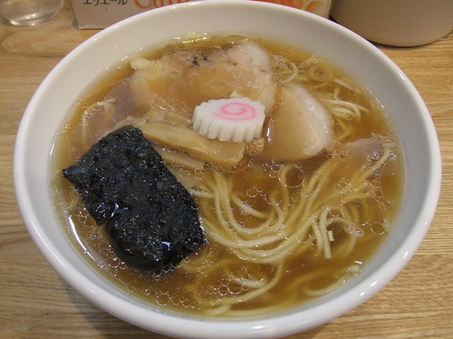 「らーめん（680円）」@らーめん いろはやの写真