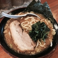 豚骨醤油らあめん（味薄め）864円