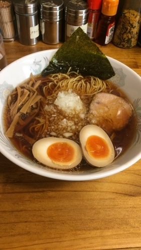 「ラーメン＋味玉 ¥700」@元祖敏々亭 びんびんの写真