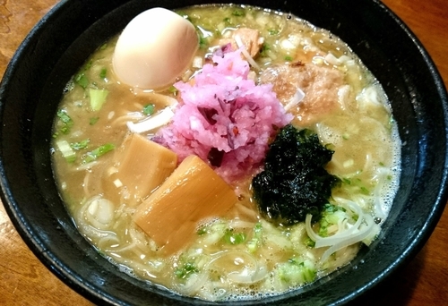 「【限定】はりけんトリプルスープ 750円＋味玉」@はりけんラーメンの写真