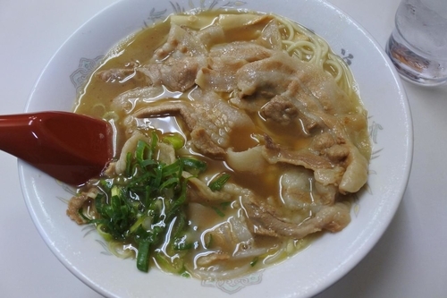 「中華そば（肉入り）」@銀座一福の写真