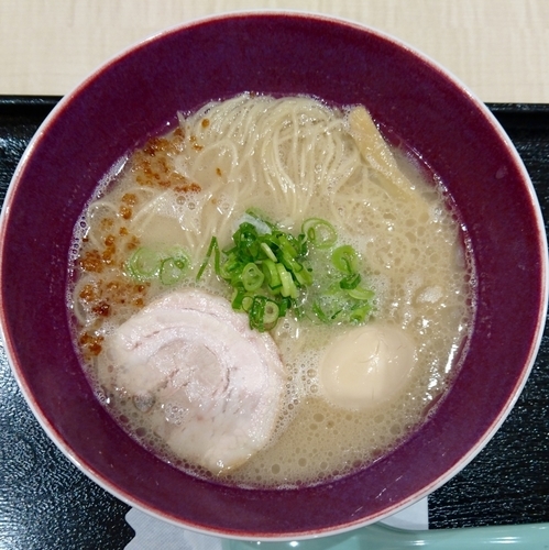 「塩とんこつ味玉らぁ麺880円」@自家製麺 佐野の写真
