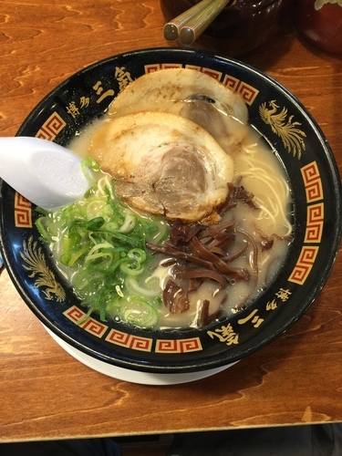 「元気ラーメン」@博多三氣 瑞穂店の写真