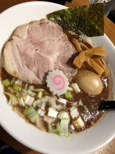 「中華そば￥750 ( ラーパス味玉 )」@笑堂の写真