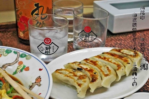 「自家製焼き餃子6個280円」@丸鶴の写真