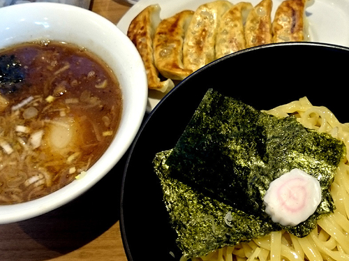 「せたが屋つけ麺＠1,080円＋肉汁焼き餃子＠420円」@せたが屋 品川店の写真