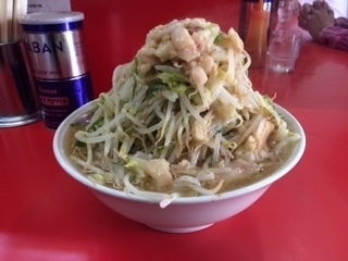 「ラーメン　大　ヤサイアブラ」@ラーメン二郎 松戸駅前店の写真