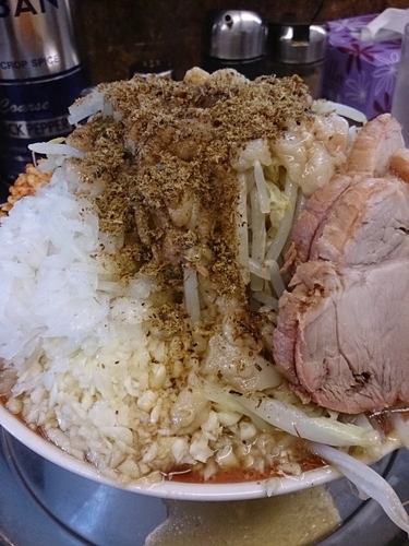 「小ラーメン(ニンニクマシマシ他全マシ)」@麺でる 南大沢店の写真