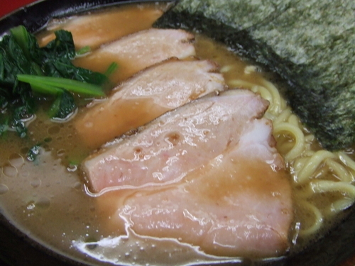 「チャーシューメン中盛り　９５０円」@田上家の写真